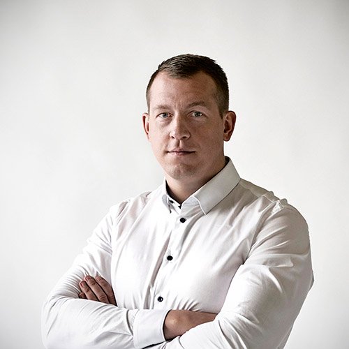MARIUS VALIVONIS